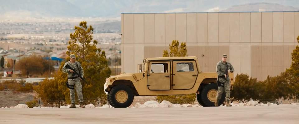 AM General HMMWV M1043