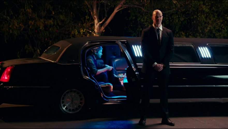 Lincoln Town Car Stretched Limousine