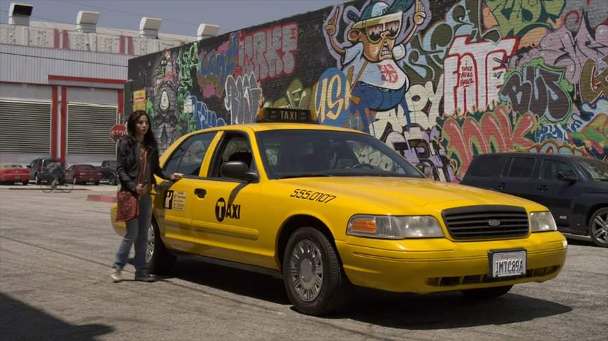 Ford Crown Victoria