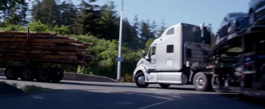 Peterbilt 587
