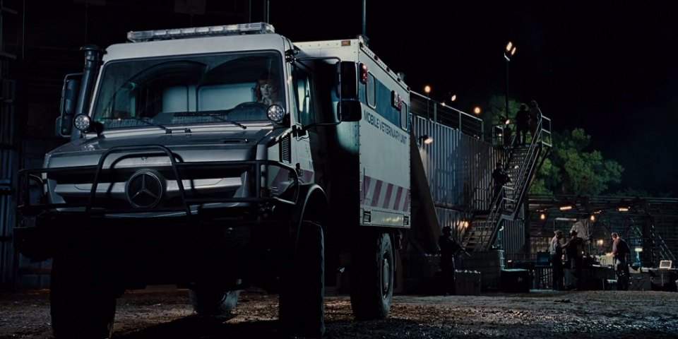 Mercedes-Benz Unimog U 4000
