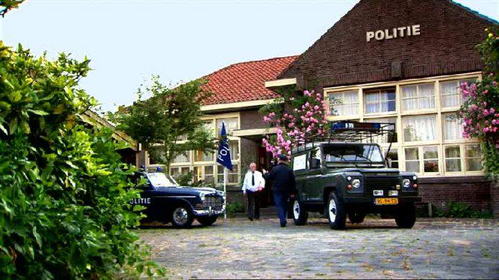 Volvo 121