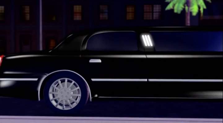 Lincoln Town Car Stretched Limousine