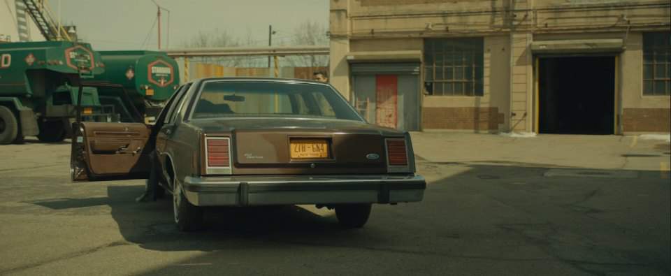 Ford LTD Crown Victoria