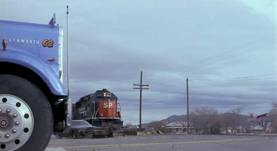 Kenworth W-900