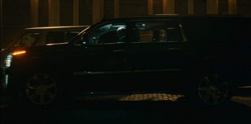 Cadillac Escalade ESV