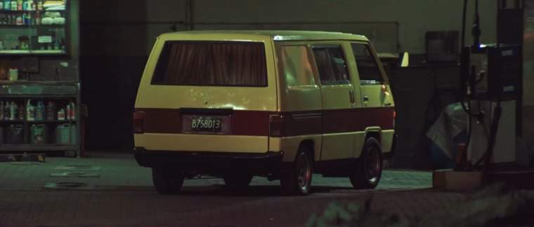 Mitsubishi L-300