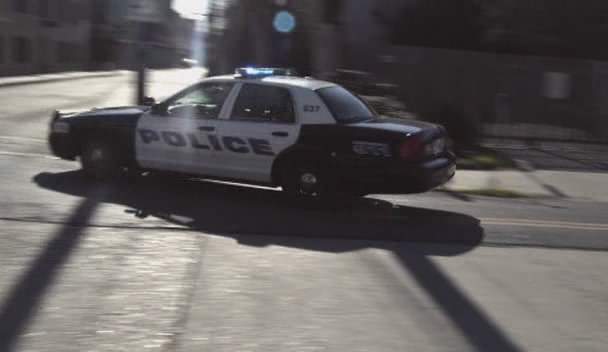 2007 Ford Crown Victoria in Storm War