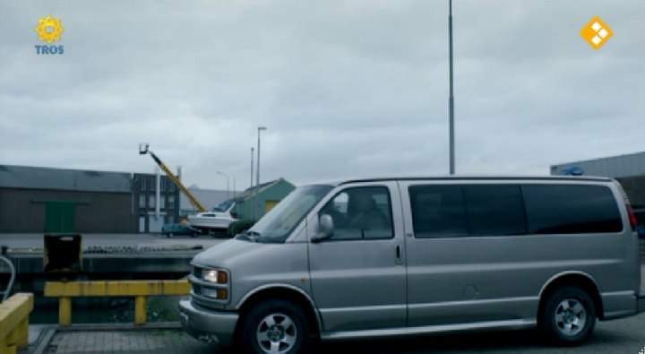 2002 Chevrolet Express in De Overloper