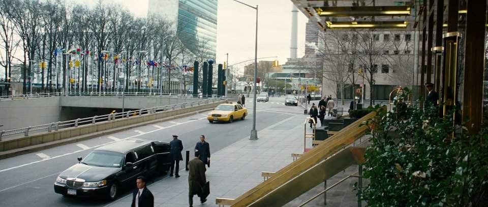 Lincoln Town Car Stretched Limousine