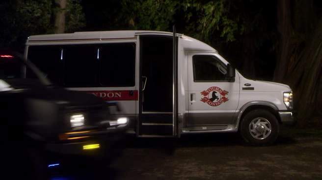 Ford E-350