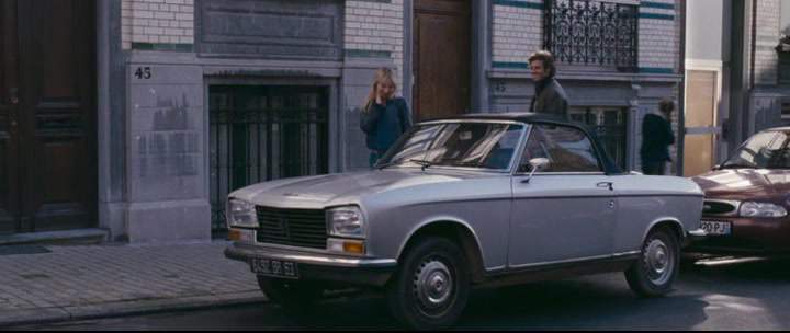 1973 Peugeot 304 S Cabriolet in Plan de table