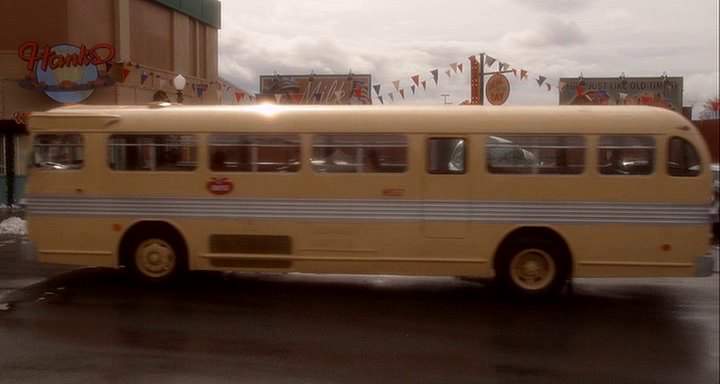 Twin Coach 41-S