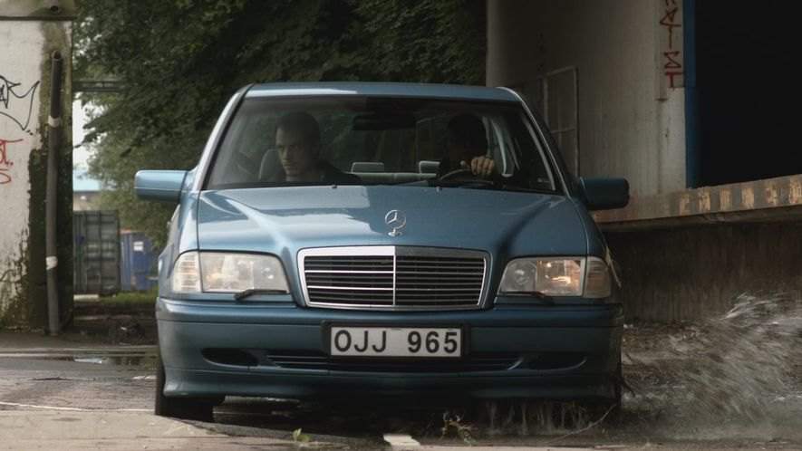 Mercedes-Benz C 240