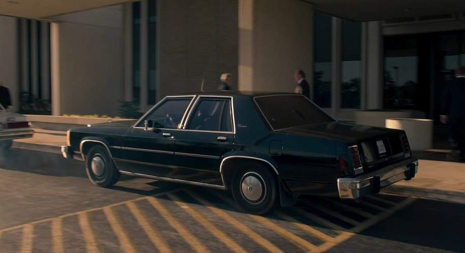 Ford LTD Crown Victoria