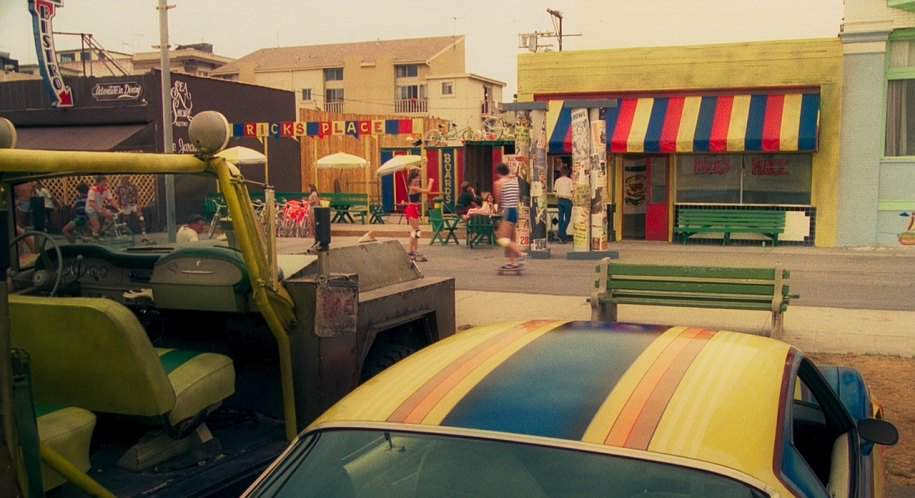 Warner Bros 'Grossmobile'