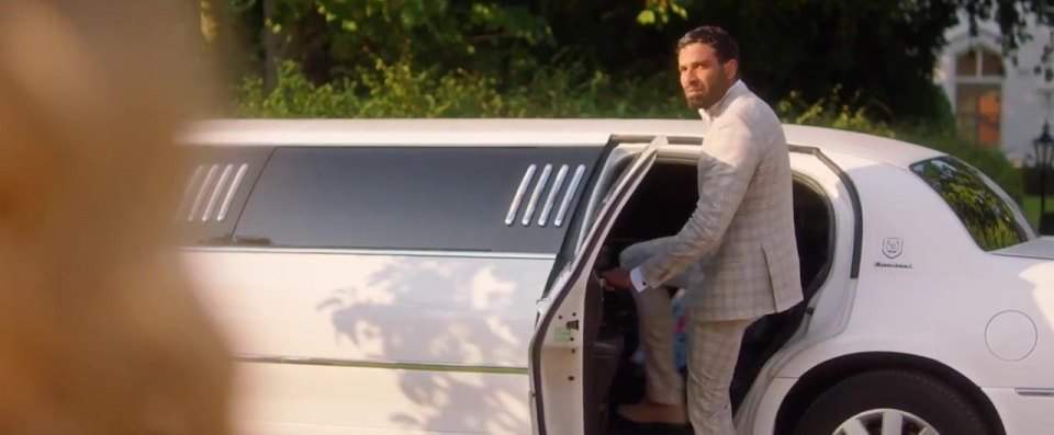 Lincoln Town Car Stretched Limousine