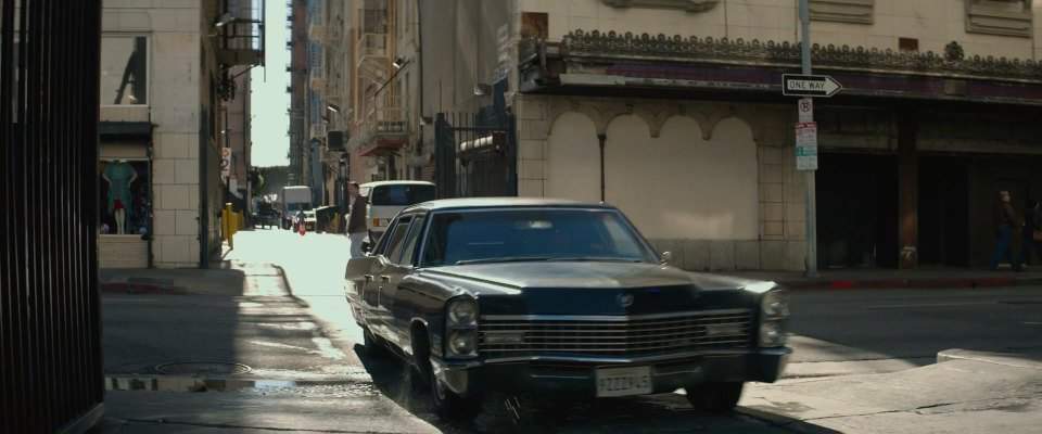 Cadillac Fleetwood 75
