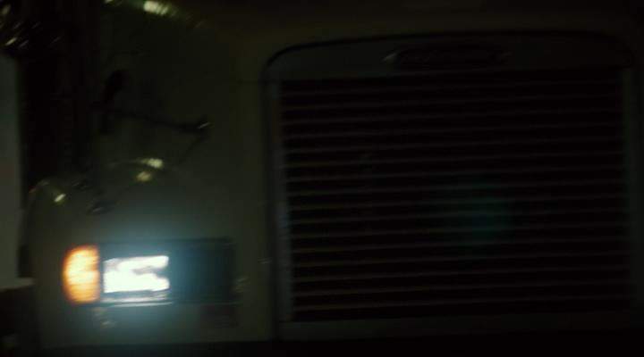 Freightliner FLD
