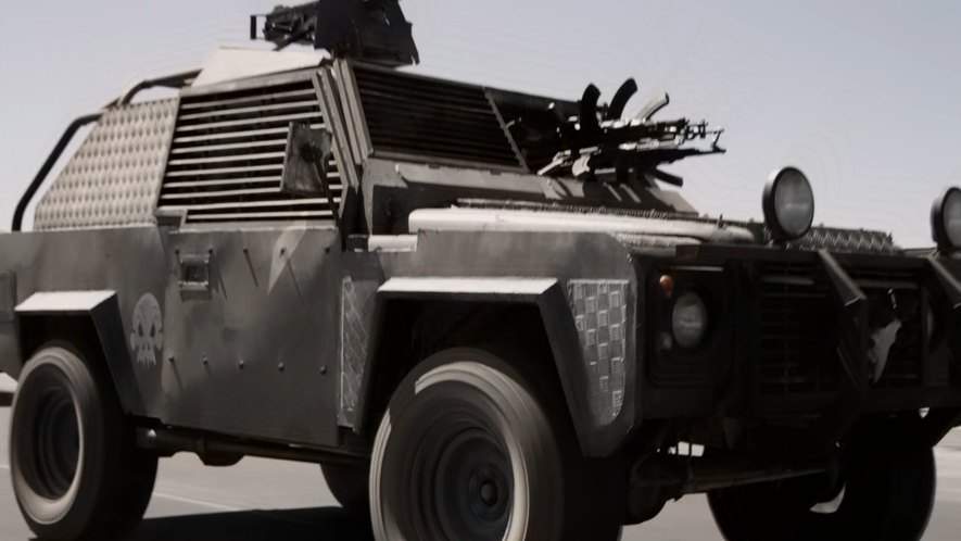 Land-Rover Defender 90