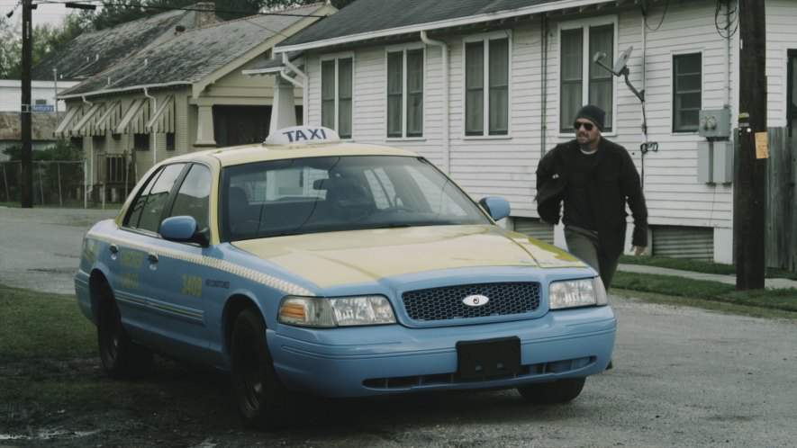 Ford Crown Victoria