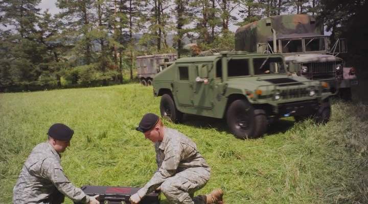 AM General HMMWV M1025