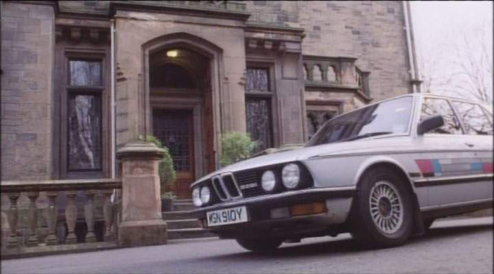 BMW 528i