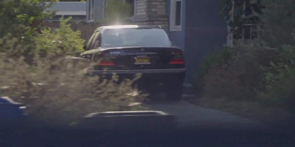 Mercedes-Benz C 230