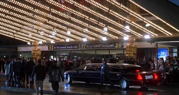Lincoln Town Car Stretched Limousine