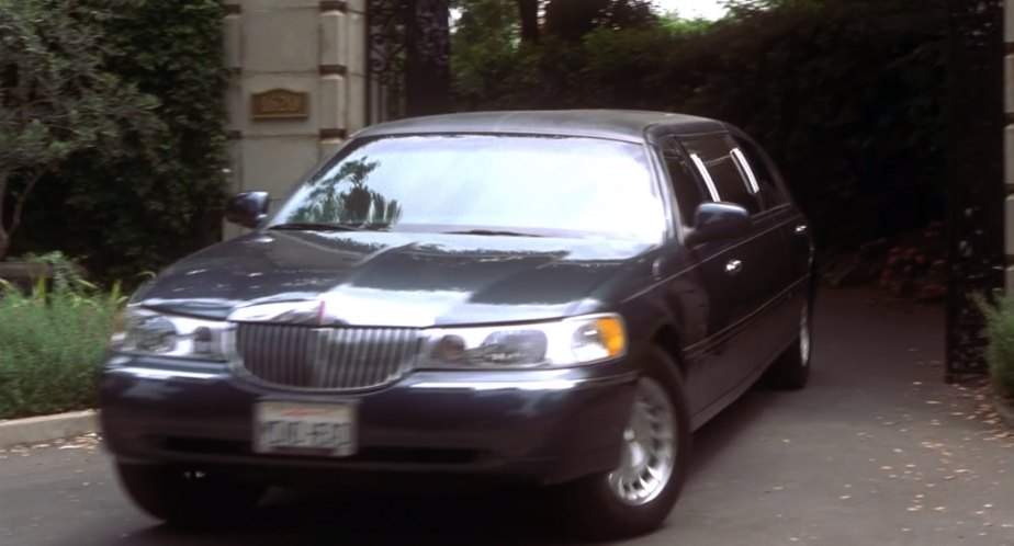 Lincoln Town Car Stretched Limousine