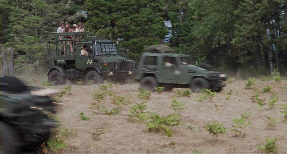 Mercedes-Benz Unimog U 1300