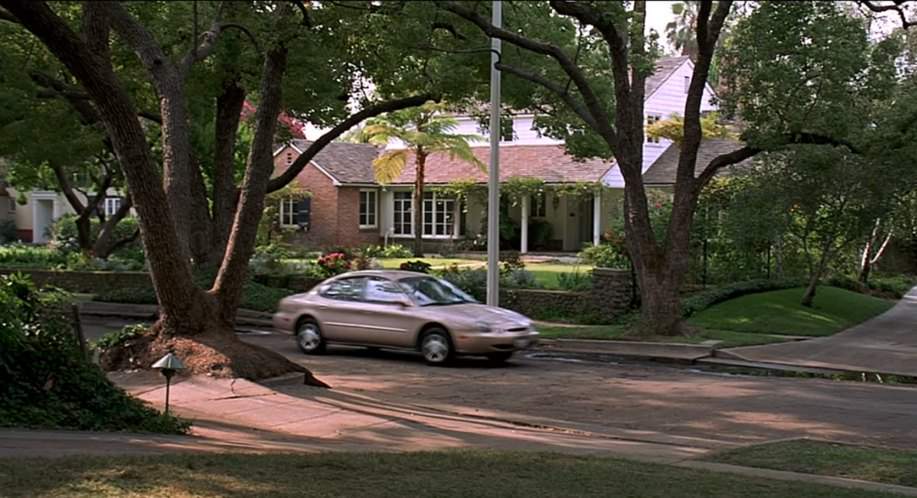Ford Taurus