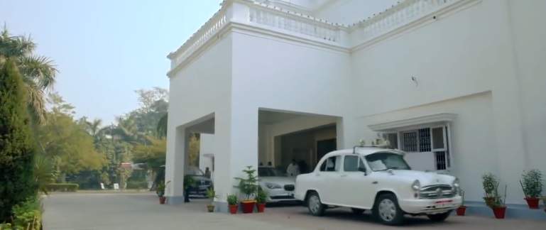 Hindustan Ambassador Grand