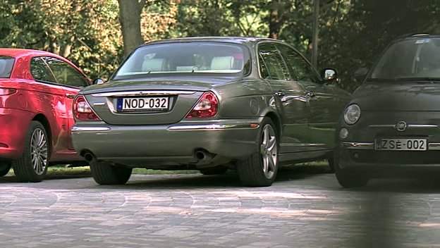 Jaguar XJ