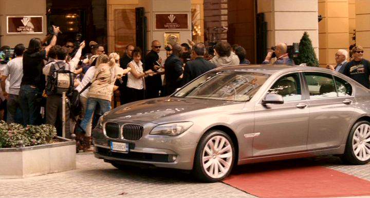 BMW 740i