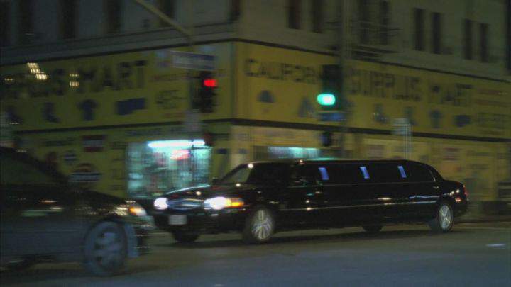 Lincoln Town Car Stretched Limousine