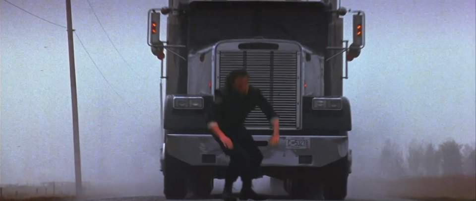 Freightliner FLC 120