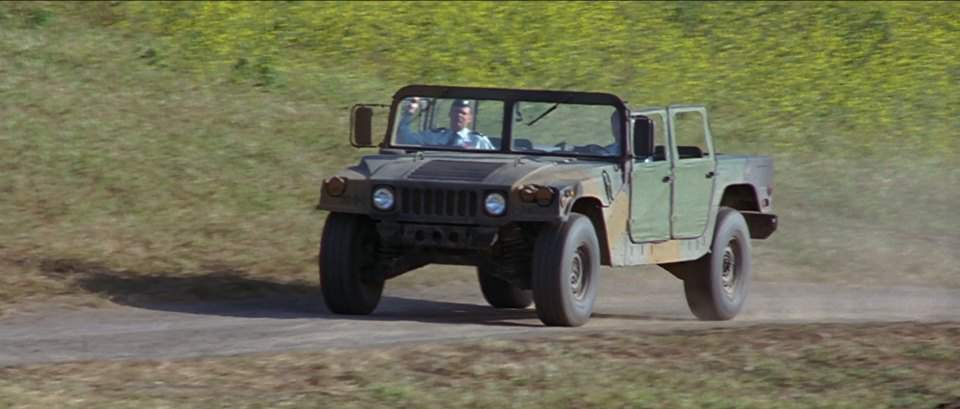 AM General HMMWV M1043