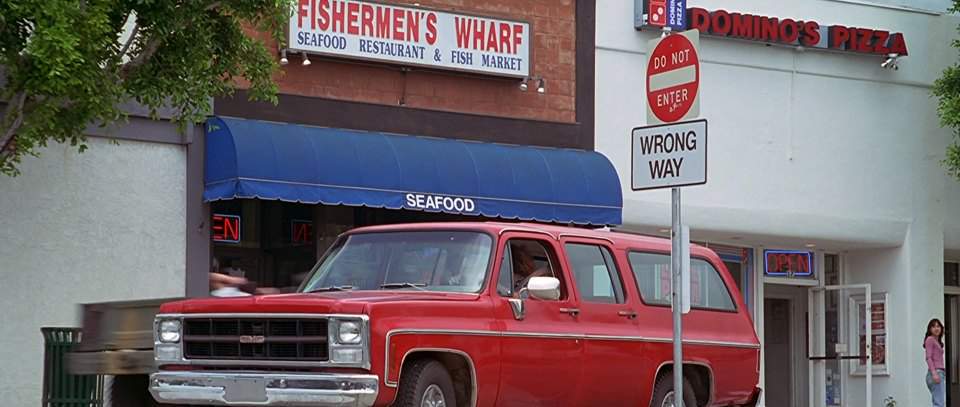 GMC Suburban