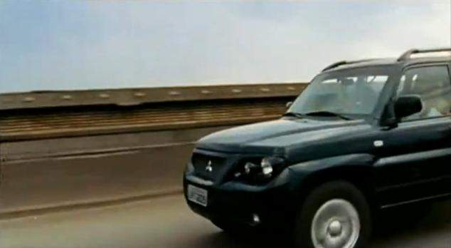 Mitsubishi Pajero TR4