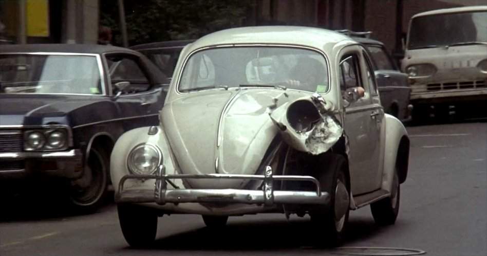 Volkswagen De Luxe Sedan