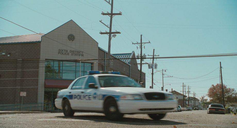 Ford Crown Victoria