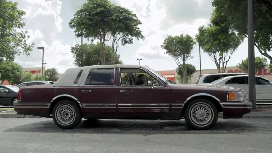 Lincoln Town Car