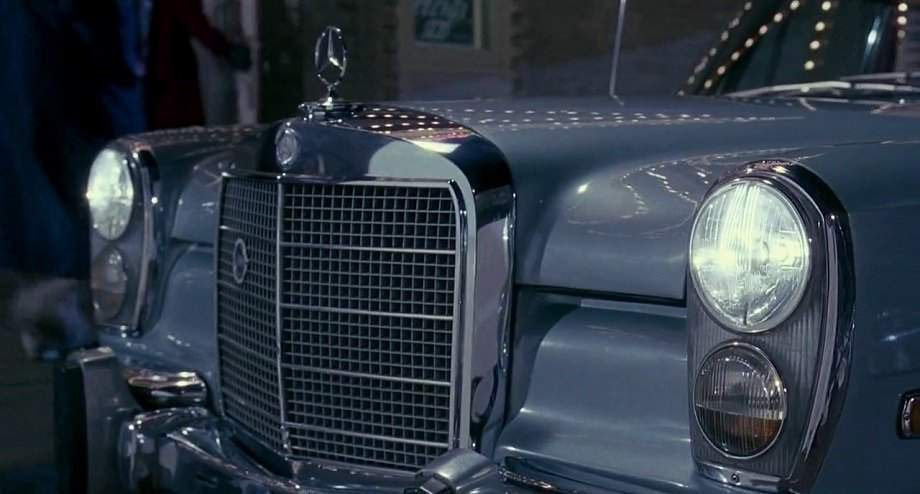 Mercedes-Benz 600