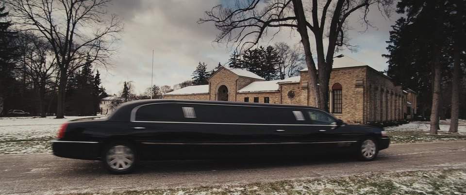 Lincoln Town Car Stretched Limousine
