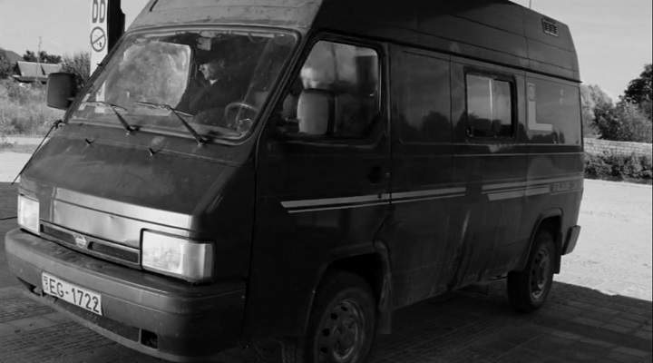 1994 Nissan Trade in Kolka Cool