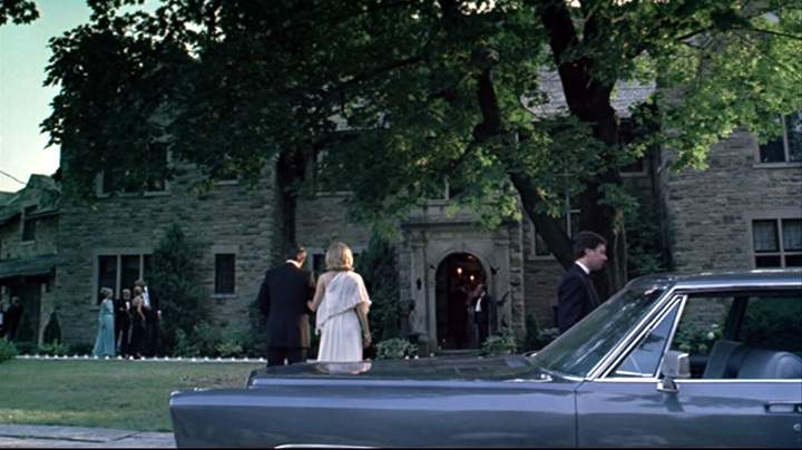 Cadillac Sedan DeVille