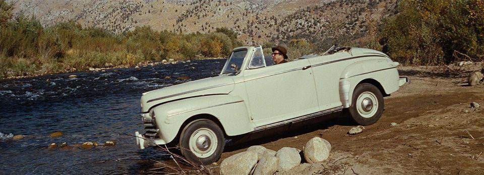 Ford Super De Luxe