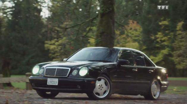 2000 Mercedes-Benz E 55 AMG W210 in Broken Trust