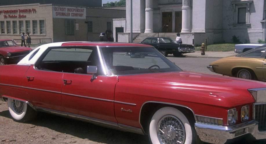 Cadillac Sedan DeVille